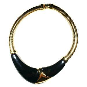 Napier Jet Necklace Gold Tone Black Resin Gas Pipe Omega Chain Vintage 80s